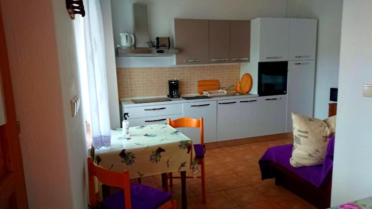Willa House Fantazija Kampor Zewnętrze zdjęcie